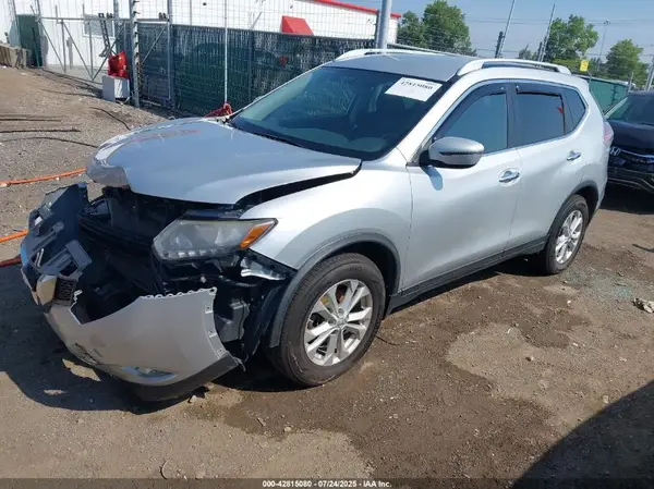 KNMAT2MVXGP614911 2016 NISSAN ROGUE - Image 2