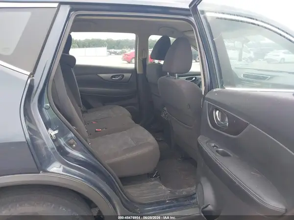 KNMAT2MVXGP617341 2016 NISSAN ROGUE - Image 8