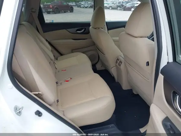 KNMAT2MVXGP631725 2016 NISSAN ROGUE - Image 8