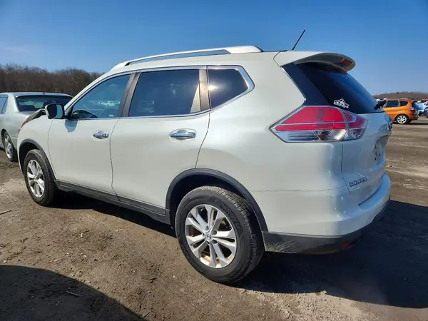 KNMAT2MVXGP636505 2016 NISSAN ROGUE - Image 2