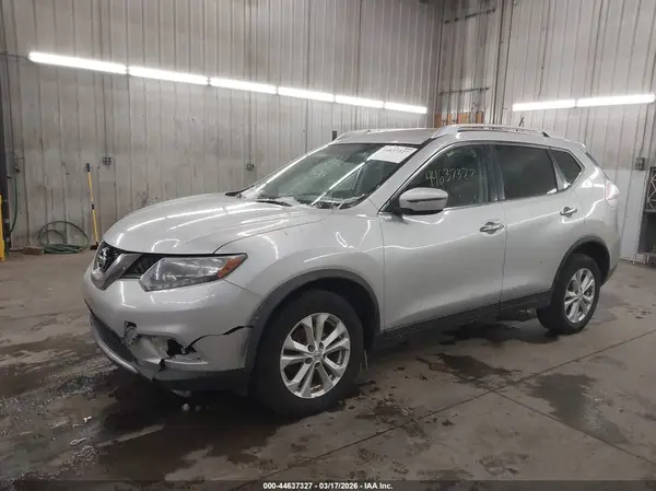 KNMAT2MVXGP637122 2016 NISSAN ROGUE - Image 2