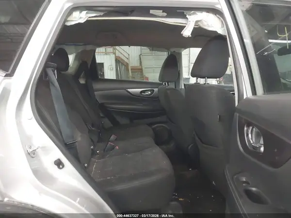 KNMAT2MVXGP637122 2016 NISSAN ROGUE - Image 8