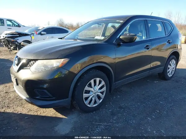 KNMAT2MVXGP637282 2016 NISSAN ROGUE - Image 2