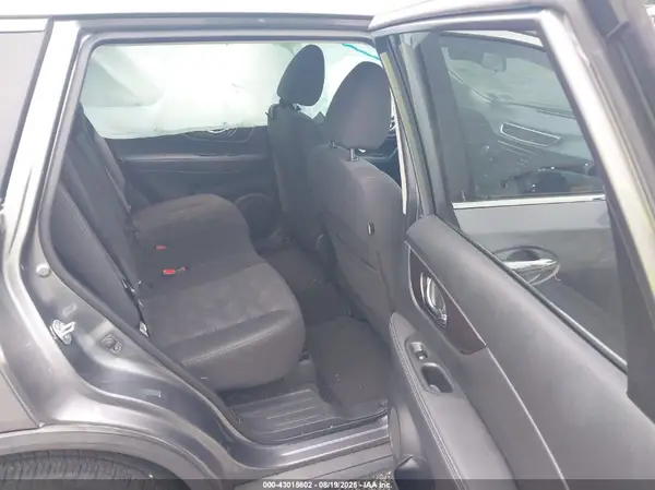 KNMAT2MVXGP676499 2016 NISSAN ROGUE - Image 8