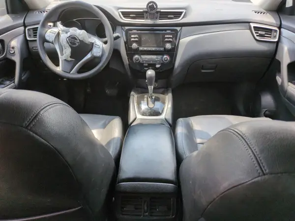 KNMAT2MVXGP682075 2016 NISSAN ROGUE - Image 8