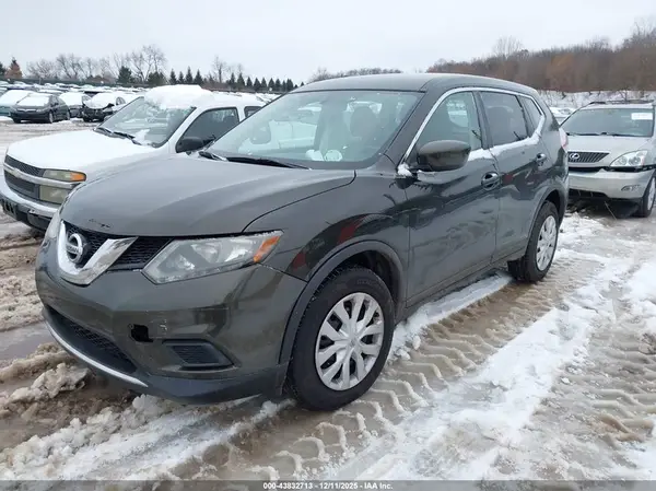 KNMAT2MVXGP682352 2016 NISSAN ROGUE - Image 2