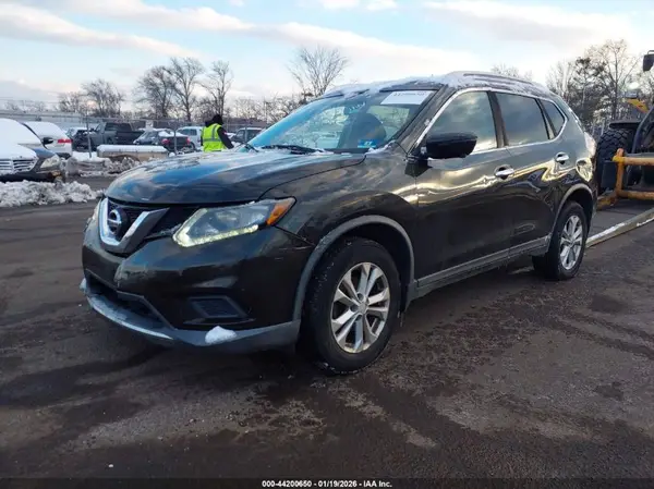 KNMAT2MVXGP683758 2016 NISSAN ROGUE - Image 2