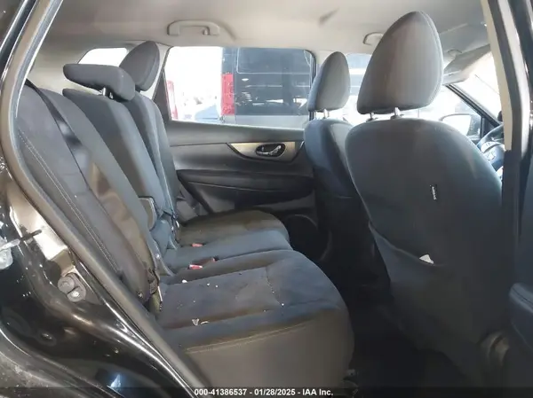 KNMAT2MVXGP684621 2016 NISSAN ROGUE - Image 8