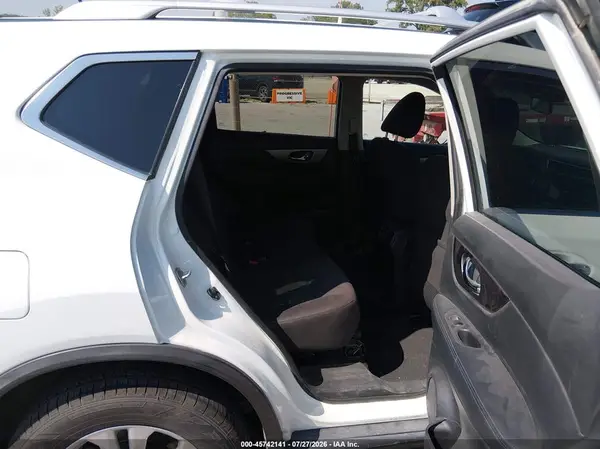 KNMAT2MVXGP690371 2016 NISSAN ROGUE - Image 8