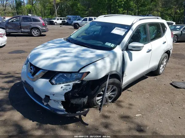 KNMAT2MVXGP698163 2016 NISSAN ROGUE - Image 2