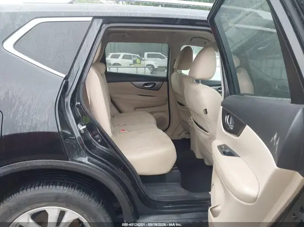 KNMAT2MVXGP702146 2016 NISSAN ROGUE - Image 8