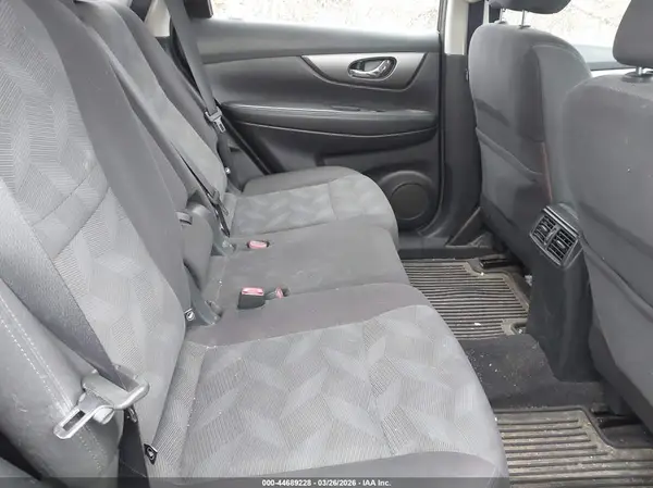KNMAT2MVXGP715656 2016 NISSAN ROGUE - Image 8
