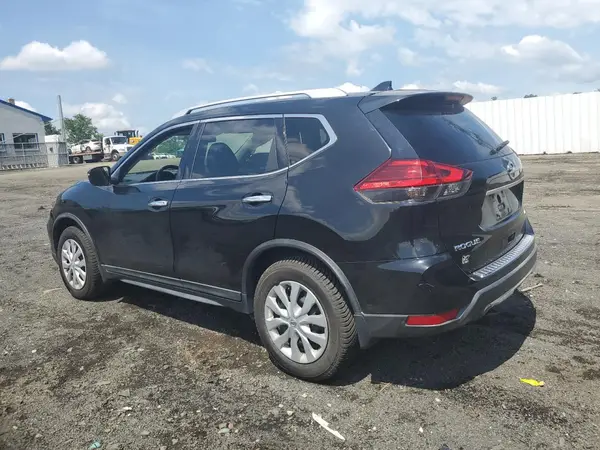 KNMAT2MVXHP500537 2017 NISSAN ROGUE - Image 2