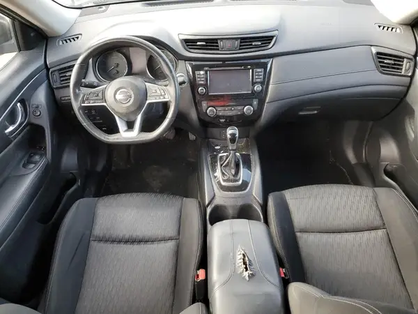 KNMAT2MVXHP504927 2017 NISSAN ROGUE - Image 8