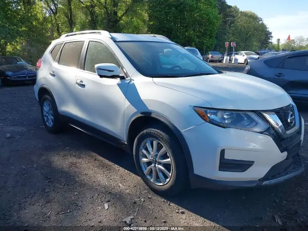 KNMAT2MVXHP512848 2017 NISSAN ROGUE - Image 1