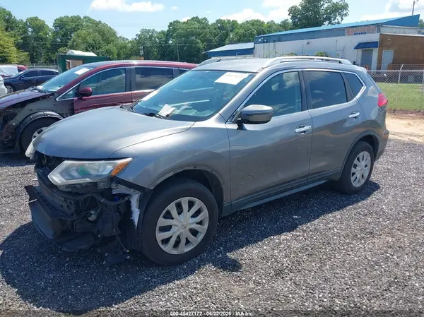KNMAT2MVXHP515555 2017 NISSAN ROGUE - Image 2