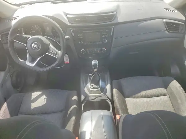 KNMAT2MVXHP515653 2017 NISSAN ROGUE - Image 8