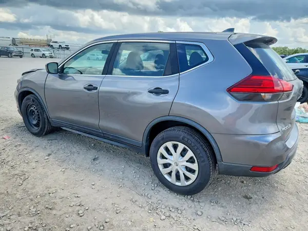 KNMAT2MVXHP516589 2017 NISSAN ROGUE - Image 2