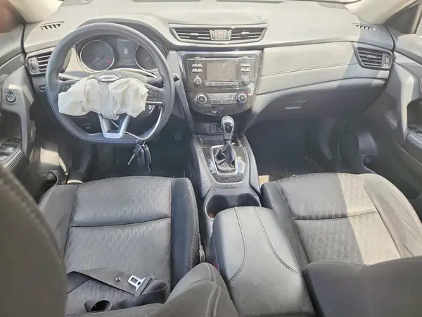 KNMAT2MVXHP516589 2017 NISSAN ROGUE - Image 8