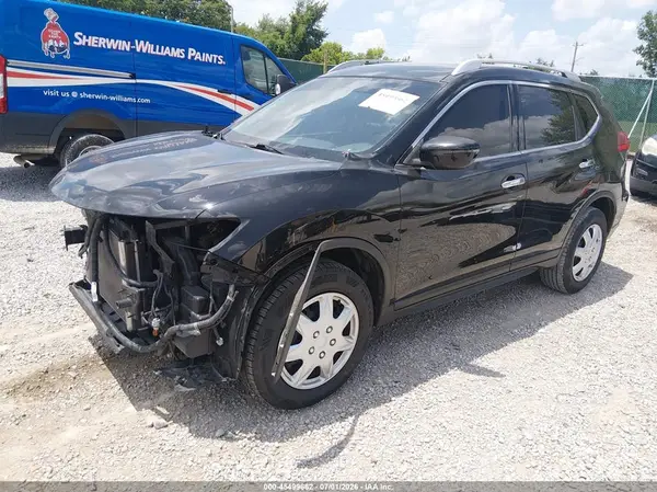 KNMAT2MVXHP516592 2017 NISSAN ROGUE - Image 2