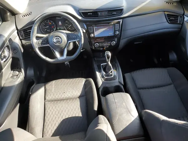 KNMAT2MVXHP520321 2017 NISSAN ROGUE - Image 8