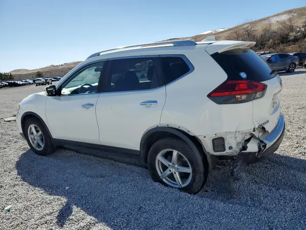 KNMAT2MVXHP520836 2017 NISSAN ROGUE - Image 2