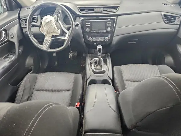 KNMAT2MVXHP522568 2017 NISSAN ROGUE - Image 8