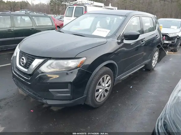 KNMAT2MVXHP522828 2017 NISSAN ROGUE - Image 2
