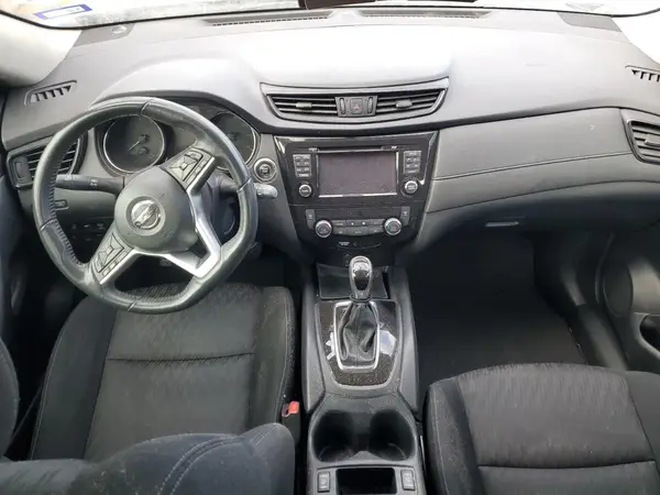 KNMAT2MVXHP524255 2017 NISSAN ROGUE - Image 8
