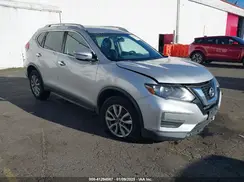KNMAT2MVXHP526104 2017 NISSAN ROGUE