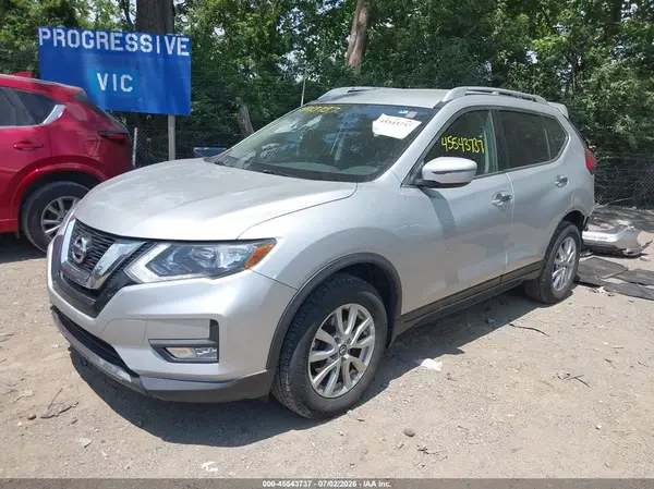 KNMAT2MVXHP526331 2017 NISSAN ROGUE - Image 2