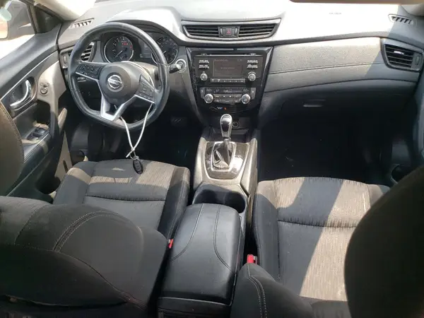 KNMAT2MVXHP534011 2017 NISSAN ROGUE - Image 8