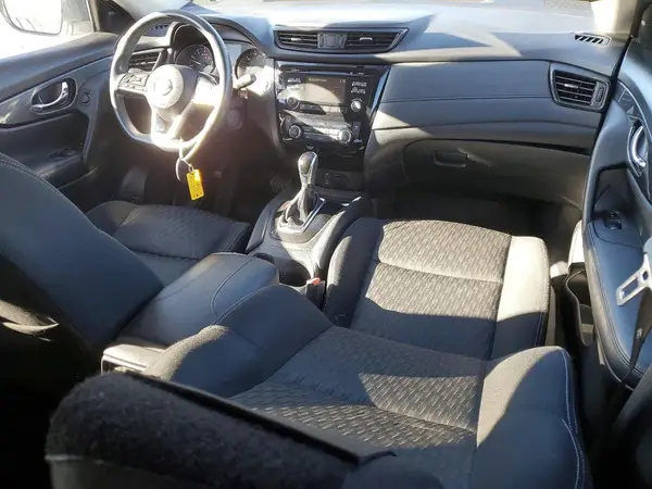 KNMAT2MVXHP535644 2017 NISSAN ROGUE - Image 8