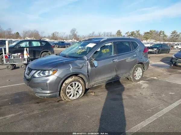 KNMAT2MVXHP535742 2017 NISSAN ROGUE - Image 2