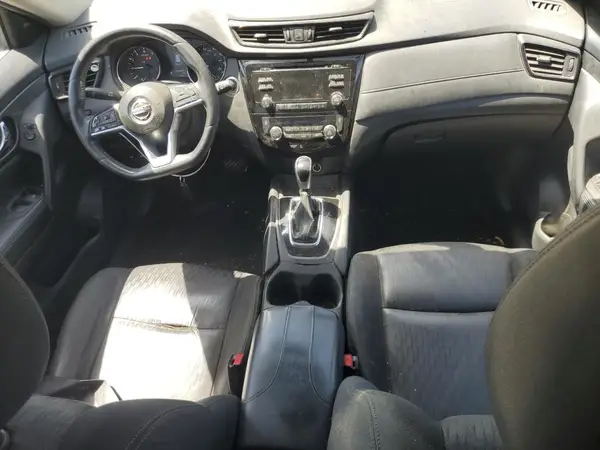 KNMAT2MVXHP536129 2017 NISSAN ROGUE - Image 8