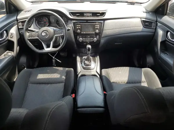 KNMAT2MVXHP541654 2017 NISSAN ROGUE - Image 8