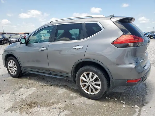 KNMAT2MVXHP542027 2017 NISSAN ROGUE - Image 2