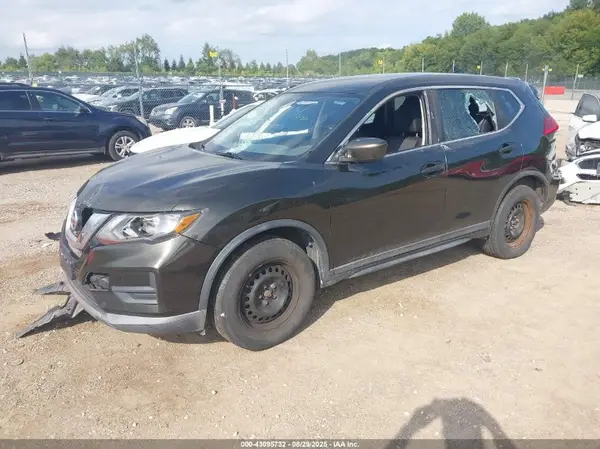 KNMAT2MVXHP543811 2017 NISSAN ROGUE - Image 2