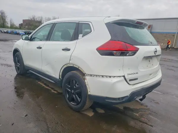 KNMAT2MVXHP547745 2017 NISSAN ROGUE - Image 2