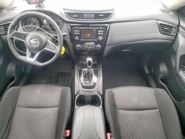 KNMAT2MVXHP547745 2017 NISSAN ROGUE - Image 8
