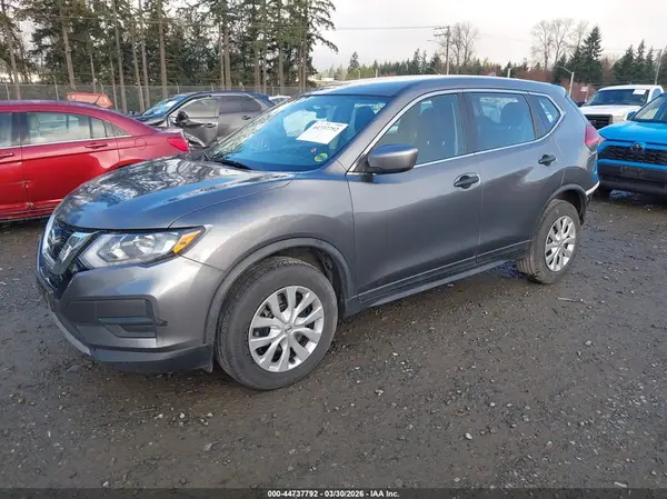 KNMAT2MVXHP554176 2017 NISSAN ROGUE - Image 2