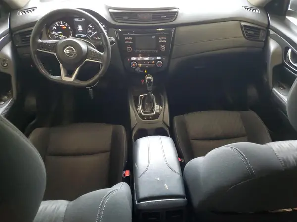 KNMAT2MVXHP556297 2017 NISSAN ROGUE - Image 8