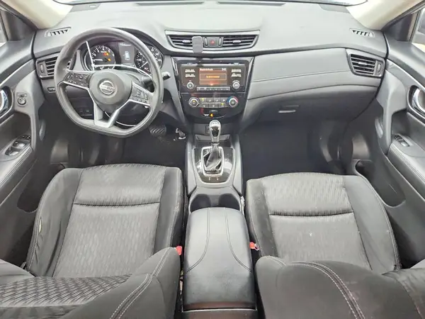KNMAT2MVXHP559989 2017 NISSAN ROGUE - Image 8