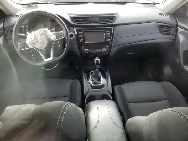 KNMAT2MVXHP560236 2017 NISSAN ROGUE - Image 8