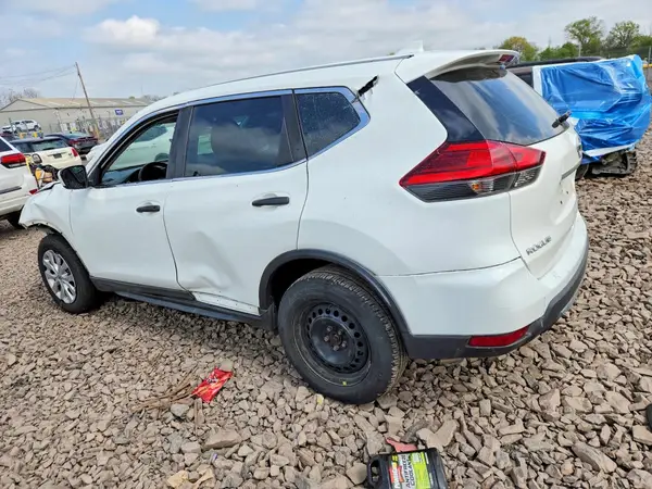 KNMAT2MVXHP565209 2017 NISSAN ROGUE - Image 2