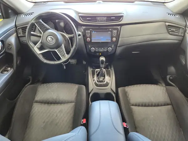 KNMAT2MVXHP567848 2017 NISSAN ROGUE - Image 8