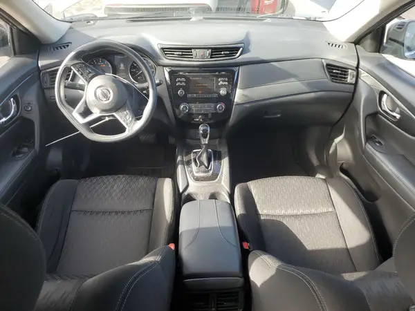 KNMAT2MVXHP568028 2017 NISSAN ROGUE - Image 8