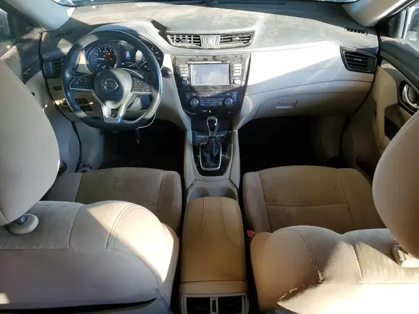 KNMAT2MVXHP569325 2017 NISSAN ROGUE - Image 8