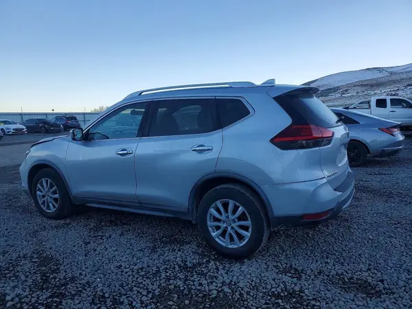 KNMAT2MVXHP569812 2017 NISSAN ROGUE - Image 2