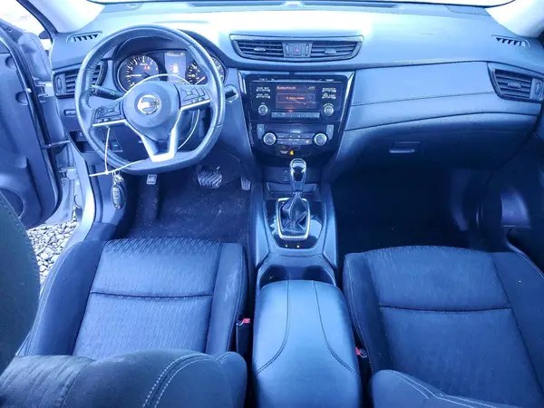 KNMAT2MVXHP569812 2017 NISSAN ROGUE - Image 8
